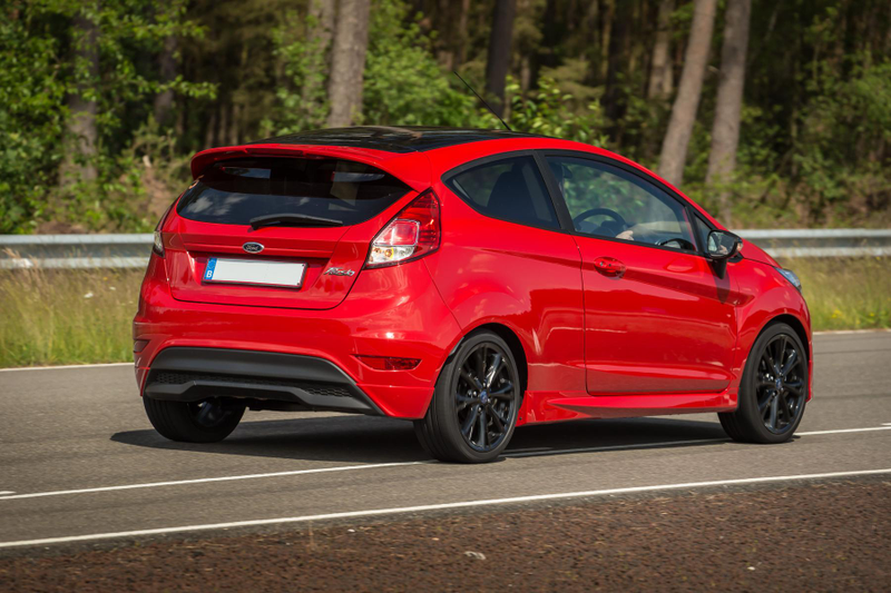 Illustration for article titled The Ford Fiesta Zetec S Has More Power Per Liter Than A Bugatti Veyron